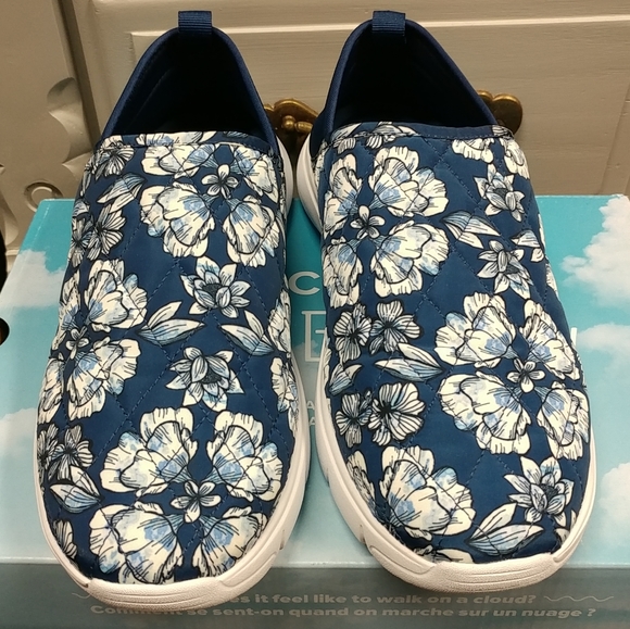 Vera Bradley VB Cloud Convertible Slip-On Shoe Blue Floral Women's 10 - Picture 6 of 14